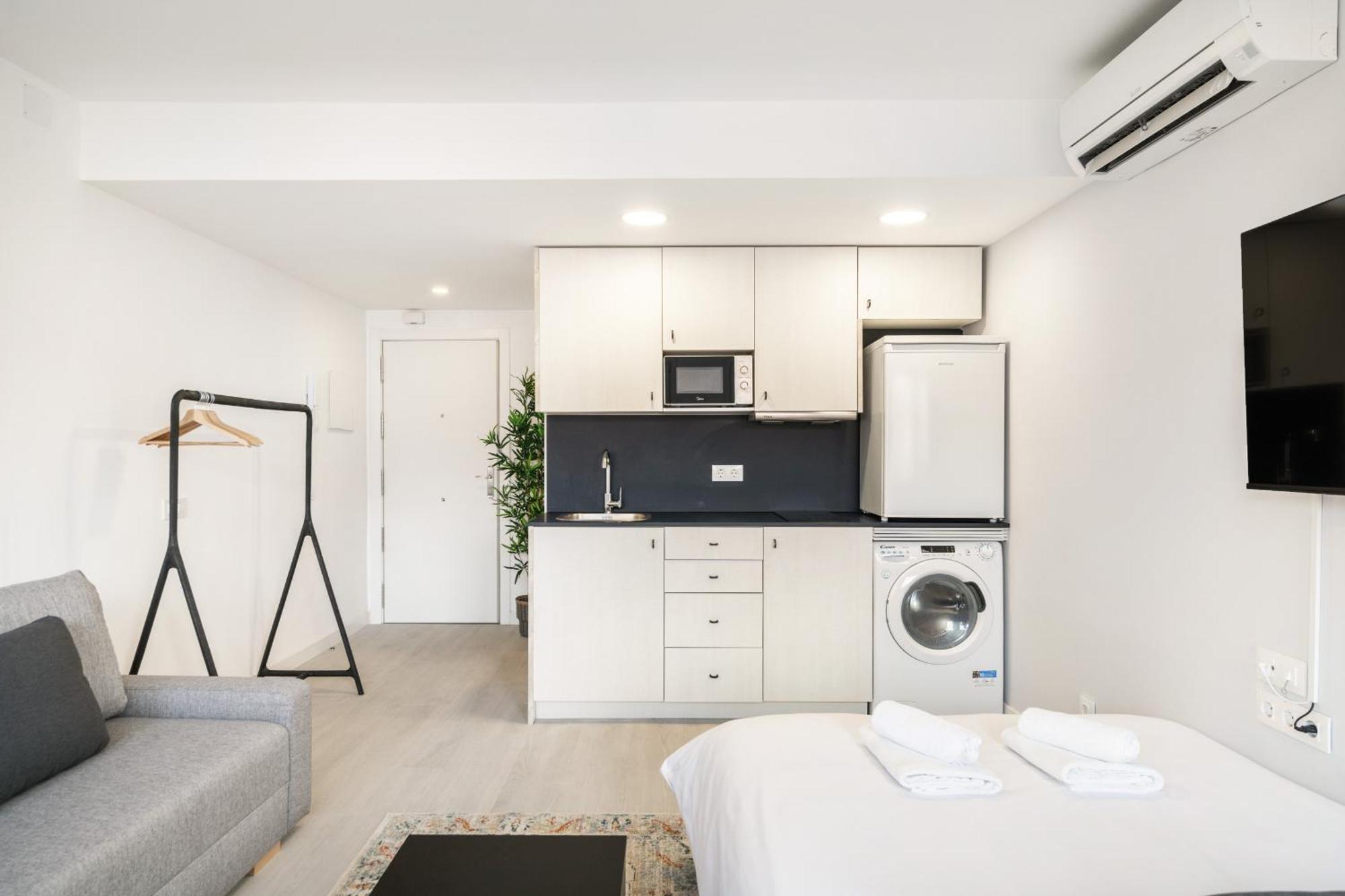 Madriver Apartamentos Reformados Con Parking Gratuito Exteriör bild