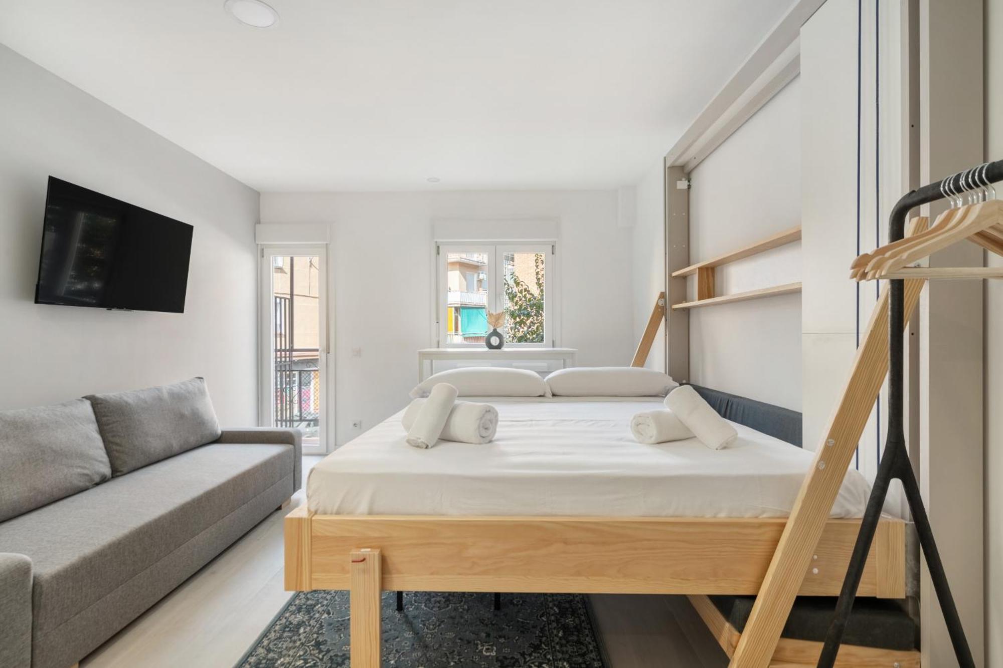Madriver Apartamentos Reformados Con Parking Gratuito Exteriör bild