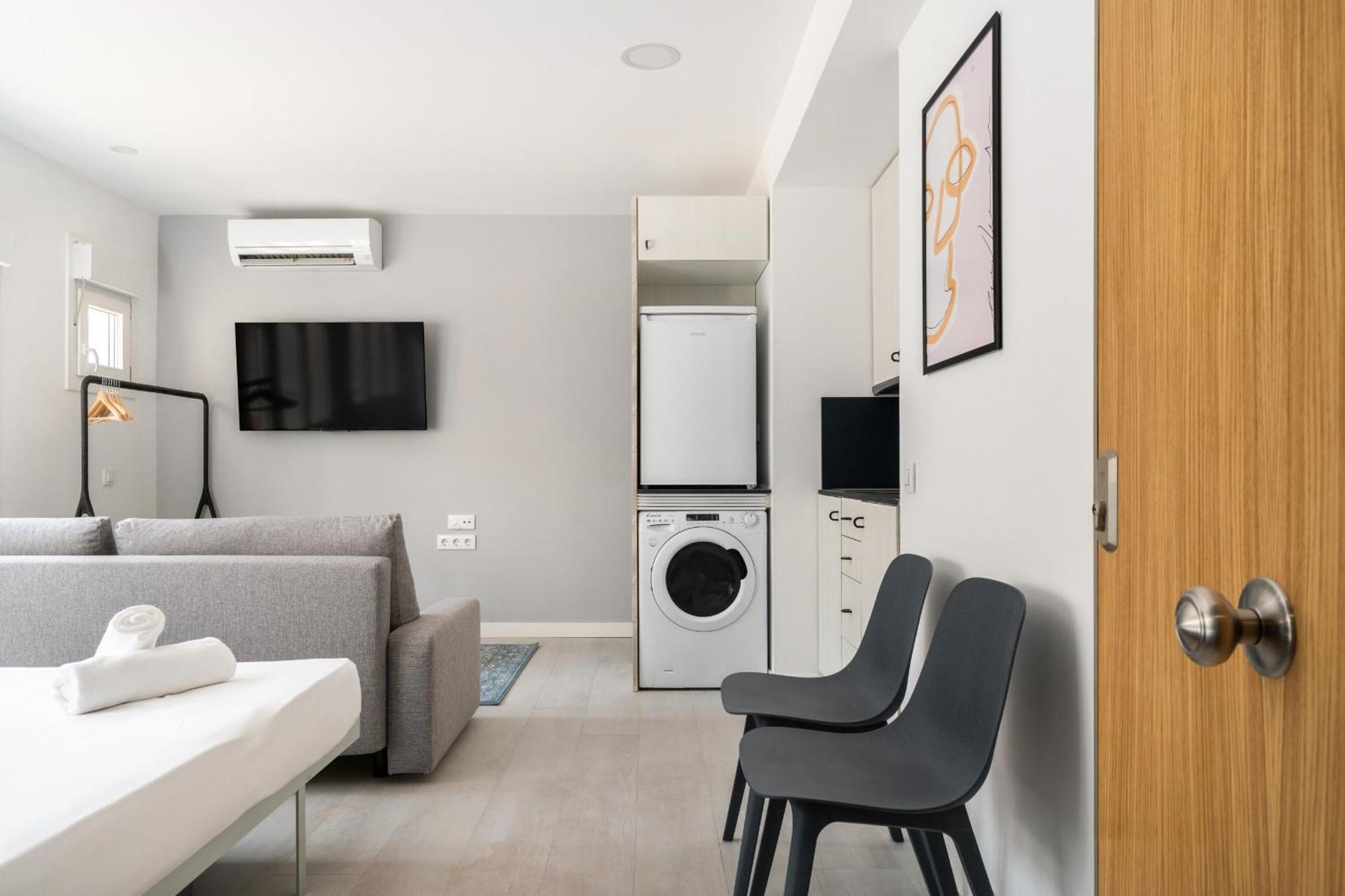 Madriver Apartamentos Reformados Con Parking Gratuito Exteriör bild