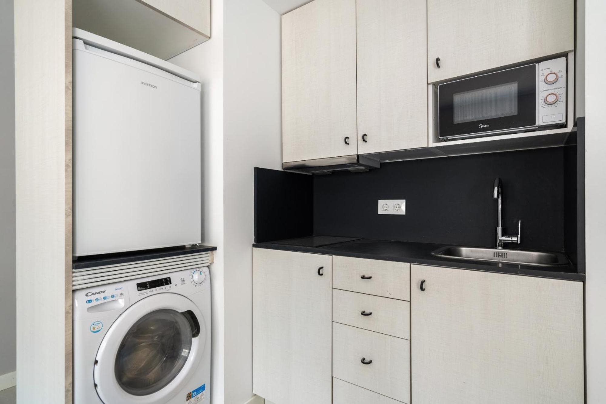 Madriver Apartamentos Reformados Con Parking Gratuito Exteriör bild