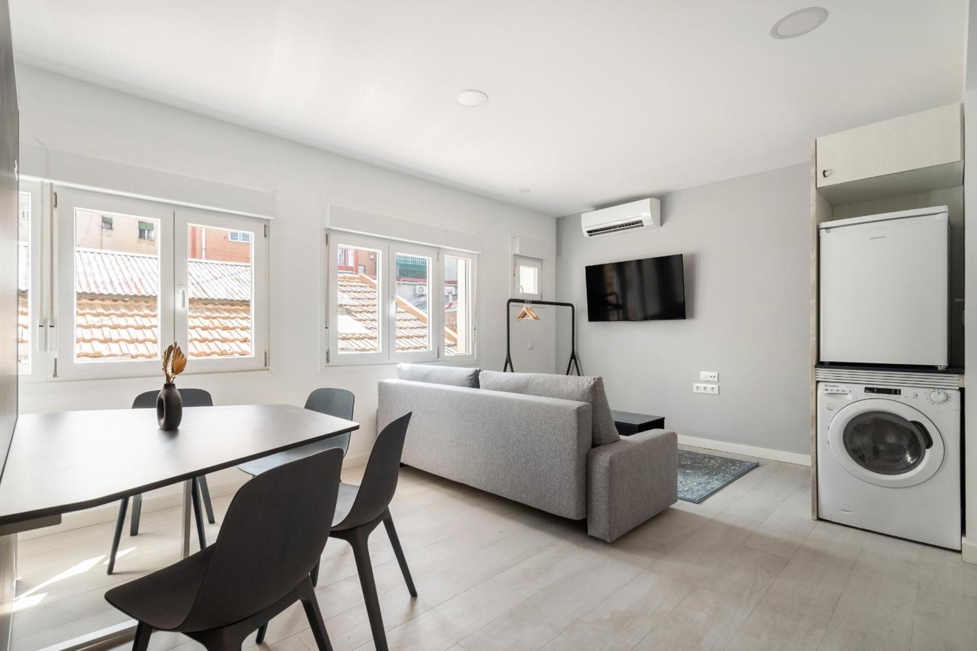 Madriver Apartamentos Reformados Con Parking Gratuito Exteriör bild