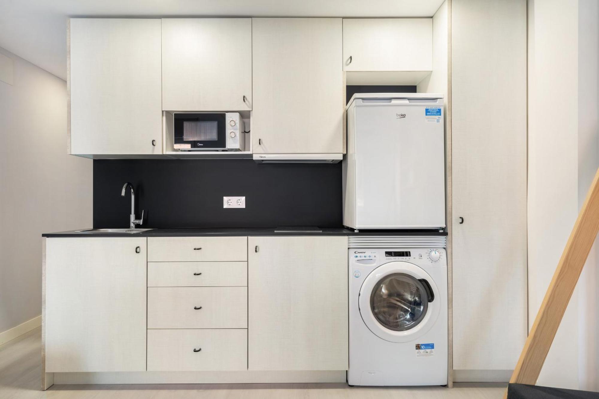 Madriver Apartamentos Reformados Con Parking Gratuito Exteriör bild