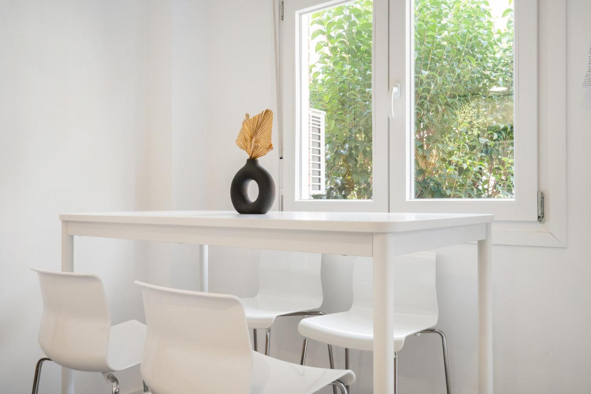 Madriver Apartamentos Reformados Con Parking Gratuito Exteriör bild