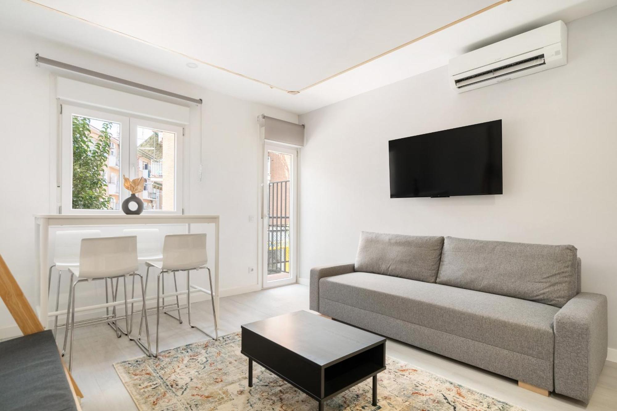 Madriver Apartamentos Reformados Con Parking Gratuito Exteriör bild